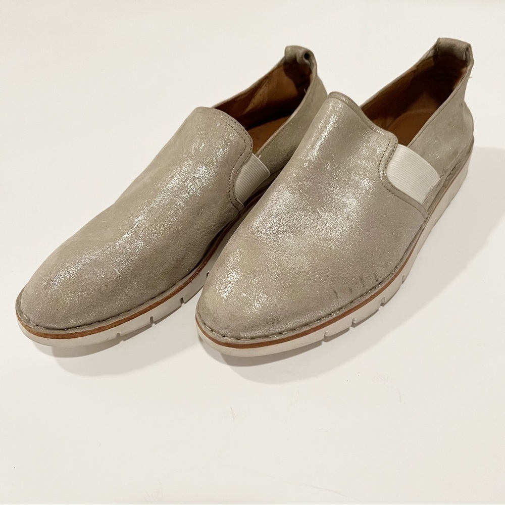 Trask Gold Metallic Slip‎ On Flats Size 11